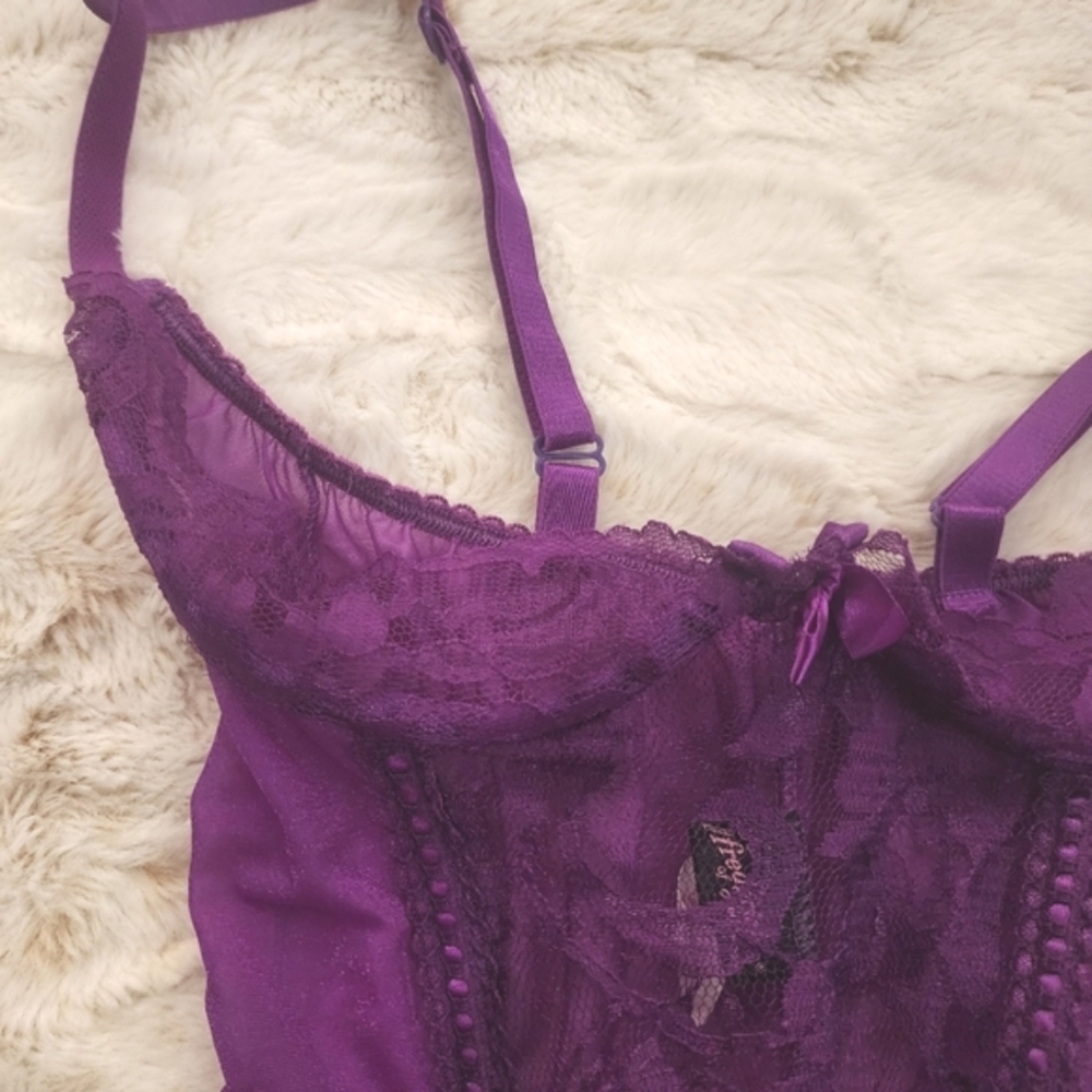 Vntg Frederick's of Hollywood Sz Med Purple Lace Chemise - Picture 7 of 7